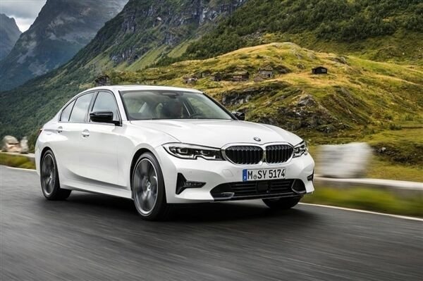 北京宝马5系优惠_一台10万的车贷款，首付多少钱_宝马5系价格跳水