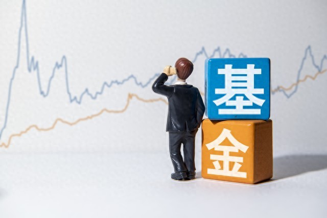 纳斯达克ETF申购赎回指南_美股基金交易规则_美股上市有没有锁定期